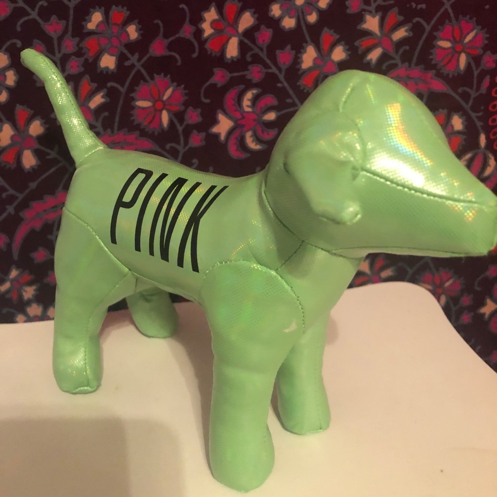 VICTORIA'S SECRET/PINK DOG